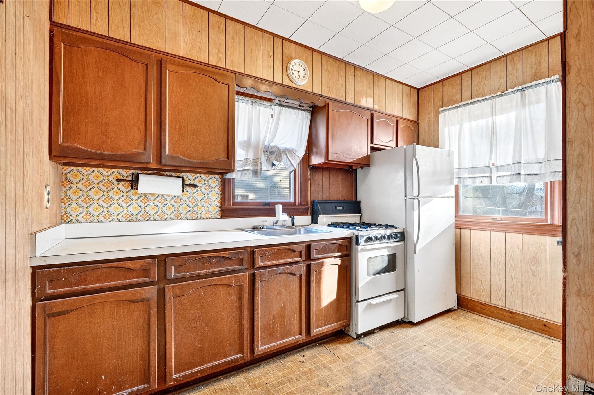 #8 photo, 7 Pioneer Avenue, Suffern , NY 10901