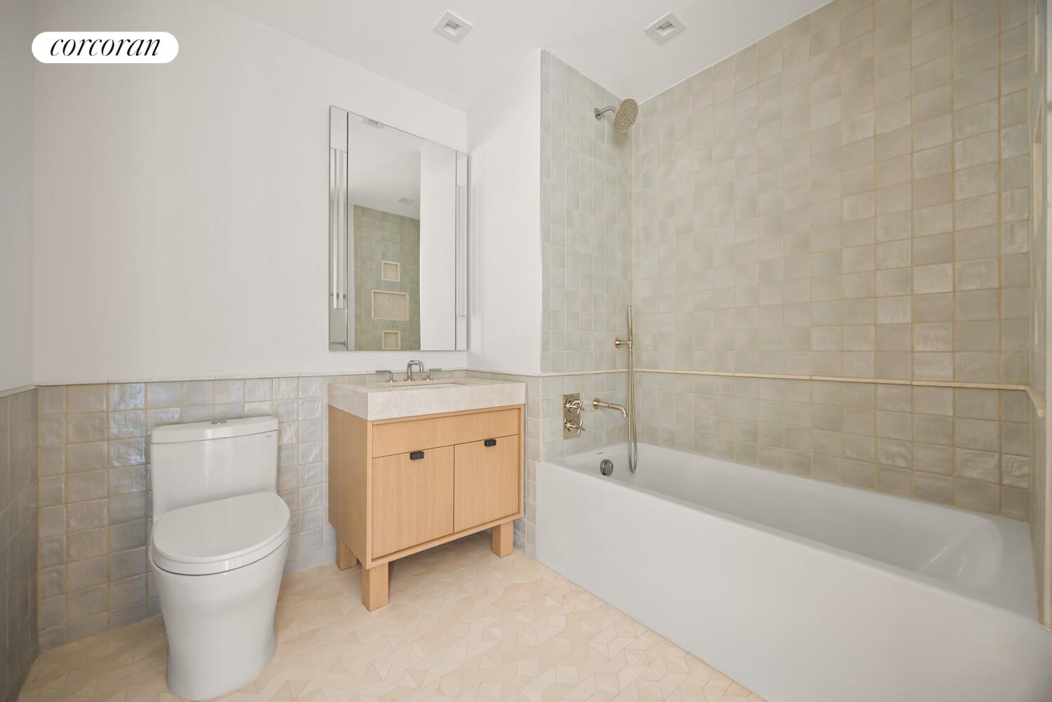 #4 photo, 222 E BROADWAY, Lower East Side , NY 10002