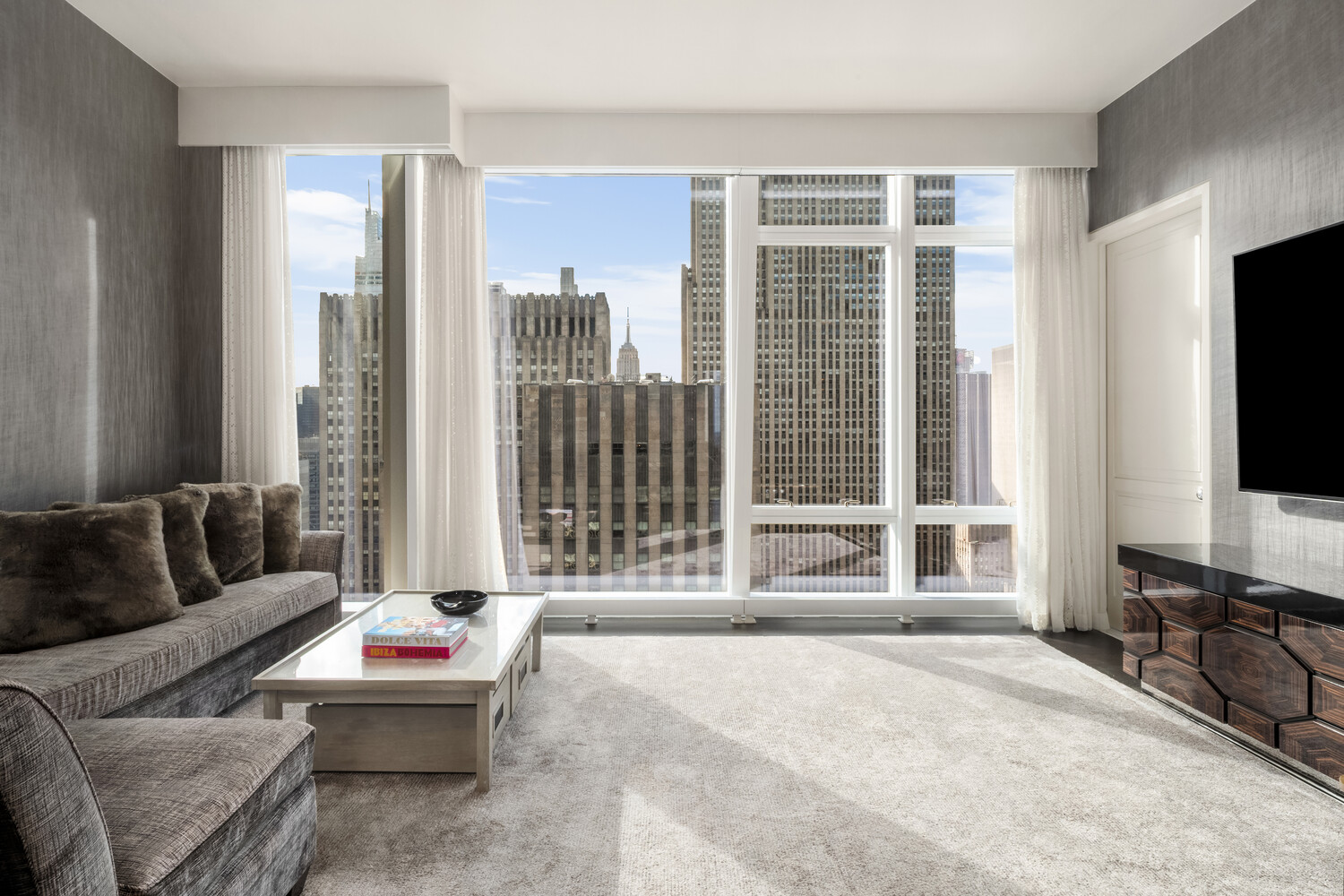 #13 photo, 20 W 53RD Street, Midtown , NY 10019