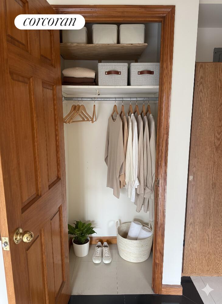 #13 photo, Jamaica, Jamaica , NY 11432