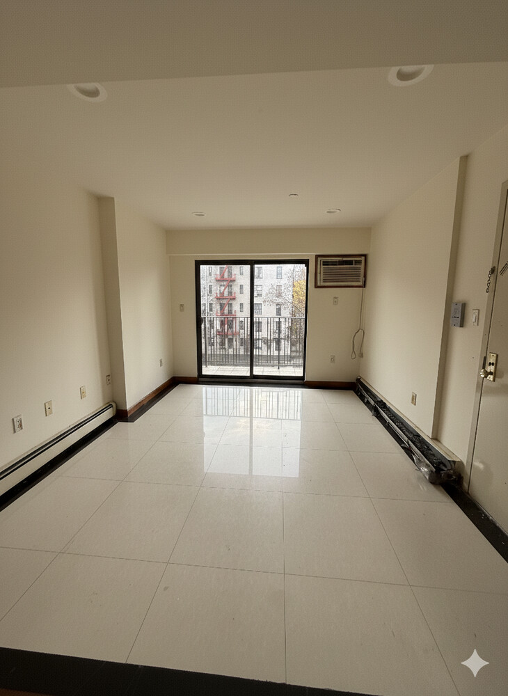 #14 photo, Jamaica, Jamaica , NY 11432