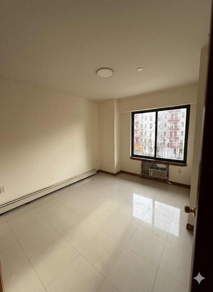 #18 photo, Jamaica, Jamaica , NY 11432