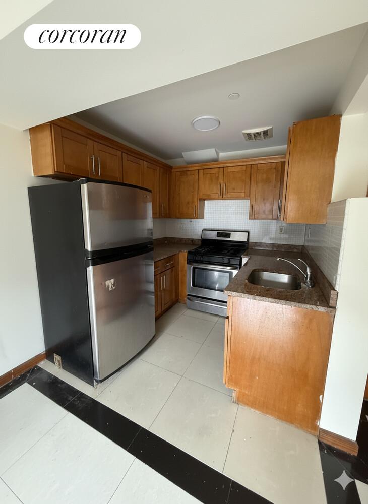 #8 photo, Jamaica, Jamaica , NY 11432