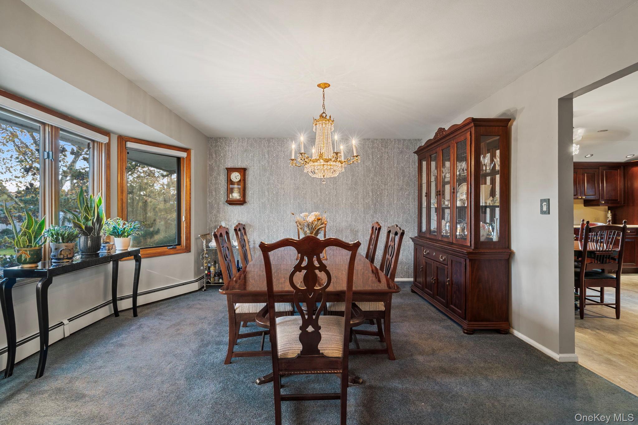 #11 photo, 158 Old Courthouse Road, Manhasset Hills , NY 11040