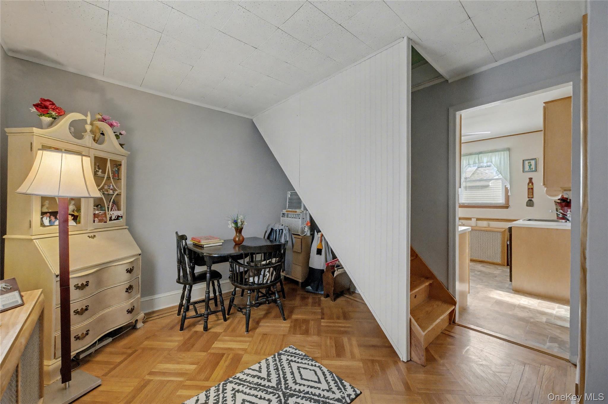 #19 photo, 74 Nassau Street, Islip Terrace , NY 11752