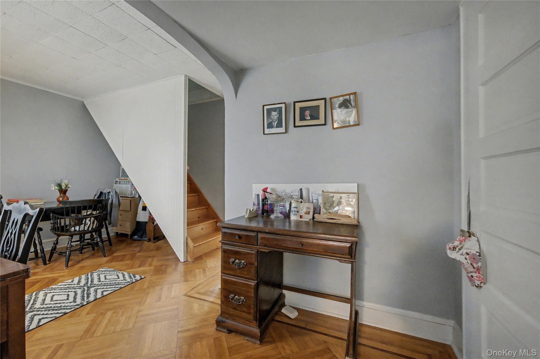 #20 photo, 74 Nassau Street, Islip Terrace , NY 11752