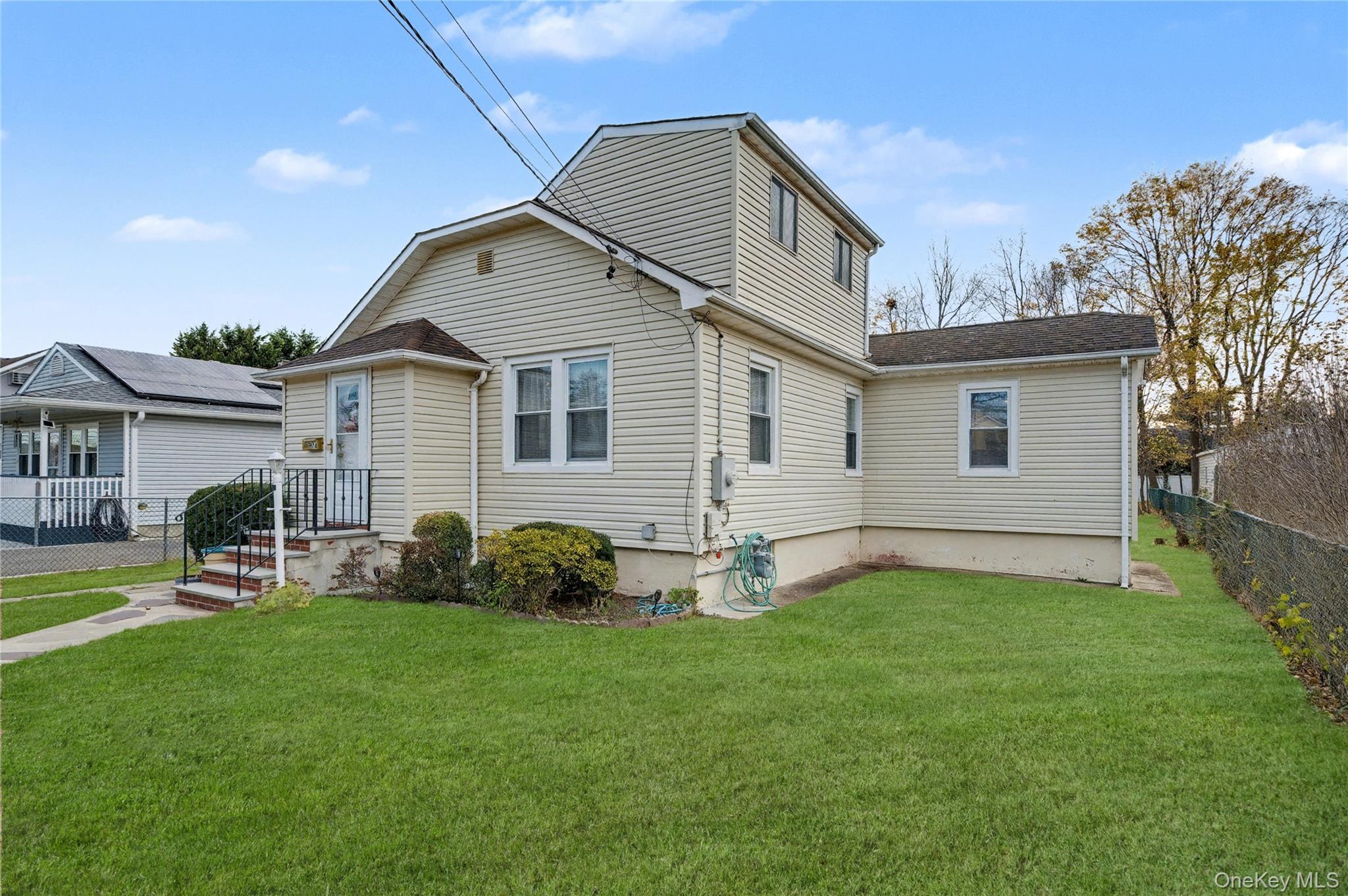 #3 photo, 74 Nassau Street, Islip Terrace , NY 11752