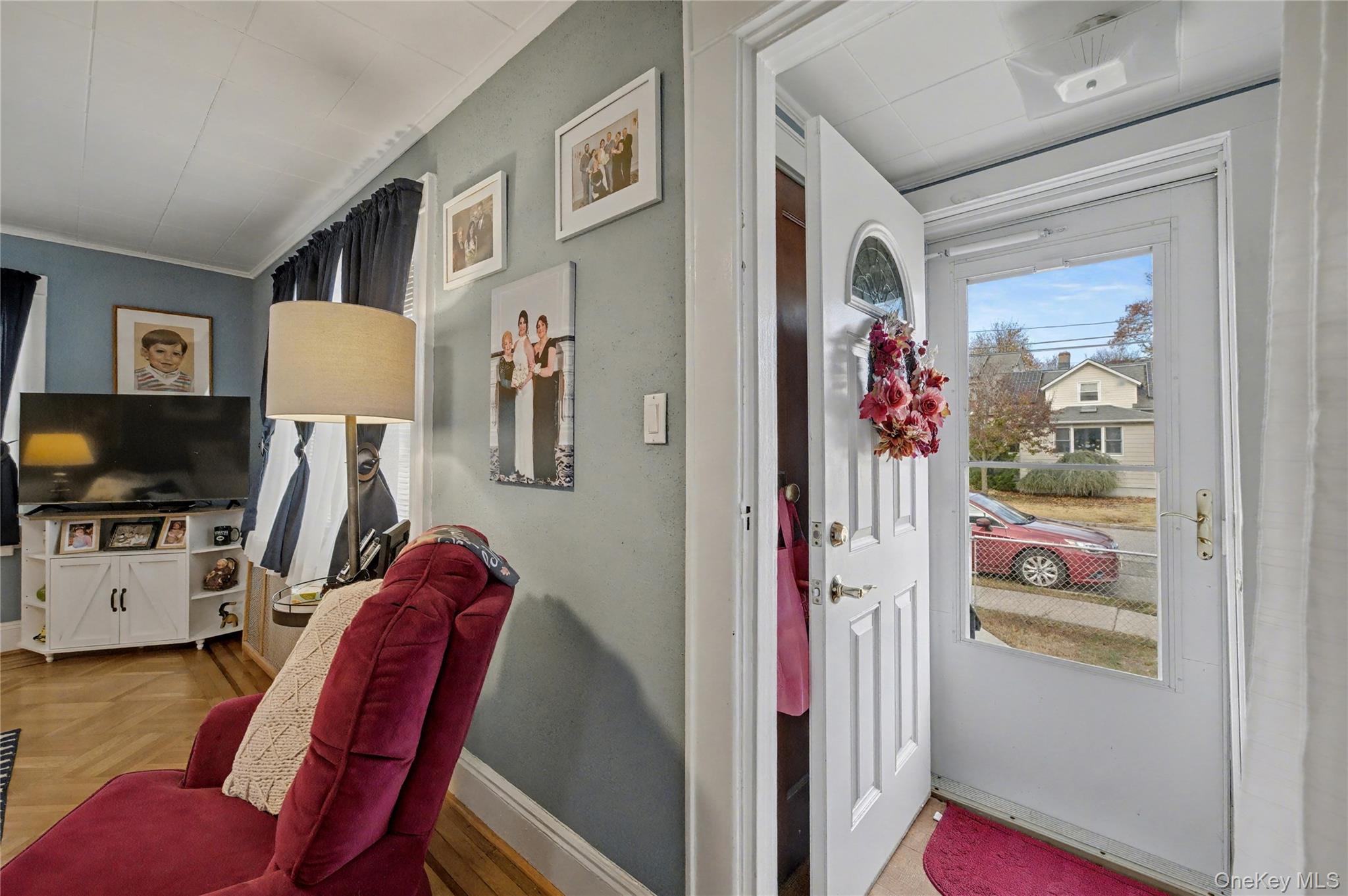 #6 photo, 74 Nassau Street, Islip Terrace , NY 11752