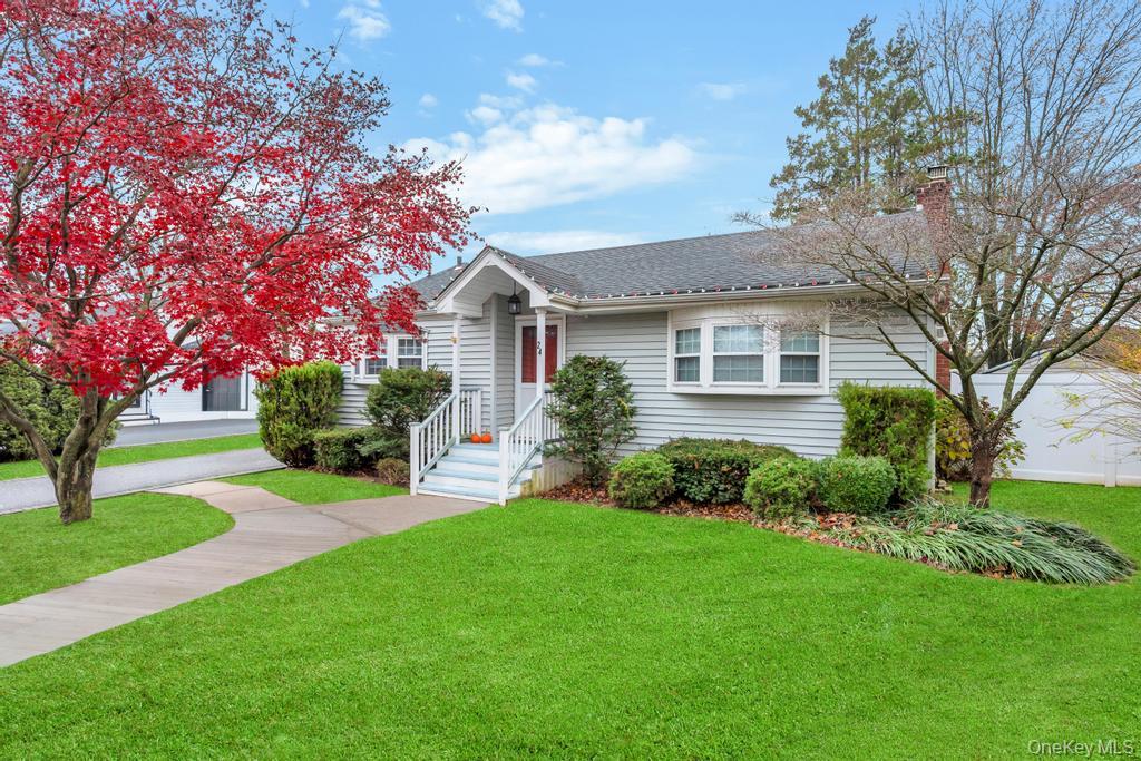 #1 photo, 24 W Oak Street, 長島 Farmingdale , NY 11735