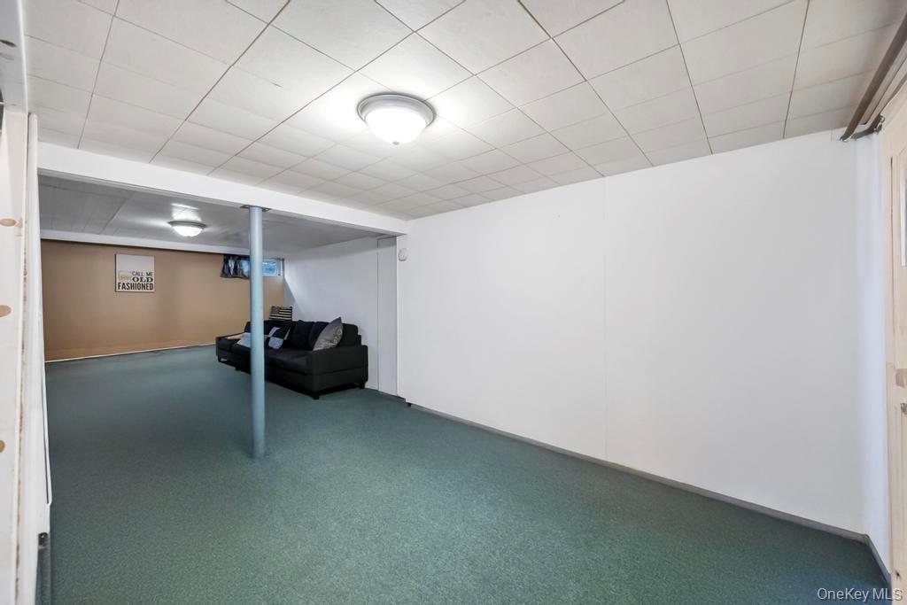 #13 photo, 24 W Oak Street, 長島 Farmingdale , NY 11735