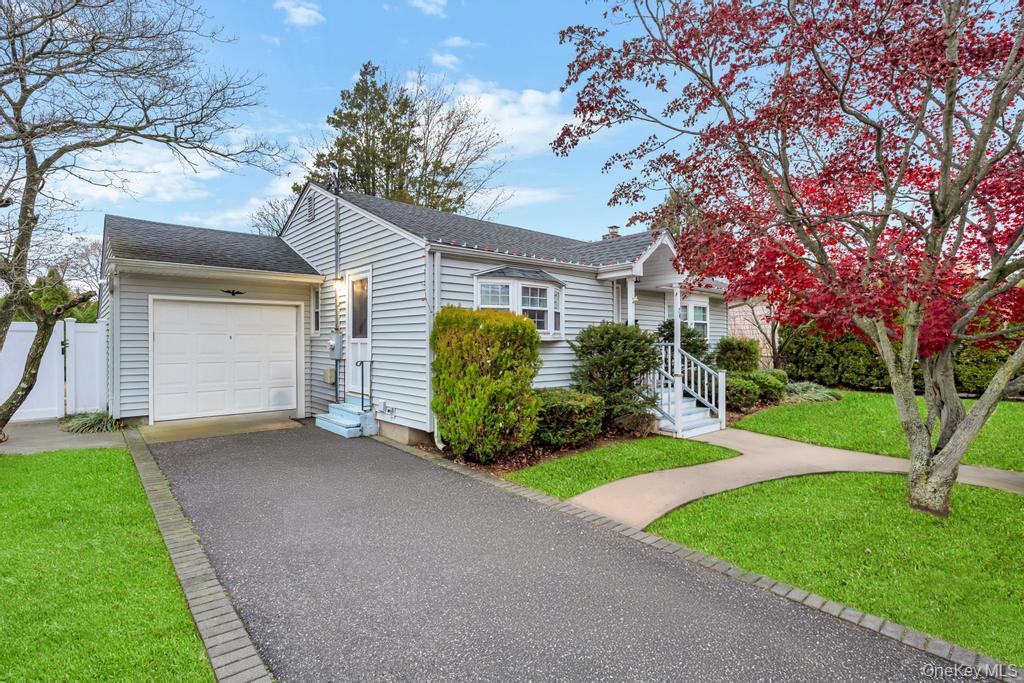 #2 photo, 24 W Oak Street, 長島 Farmingdale , NY 11735