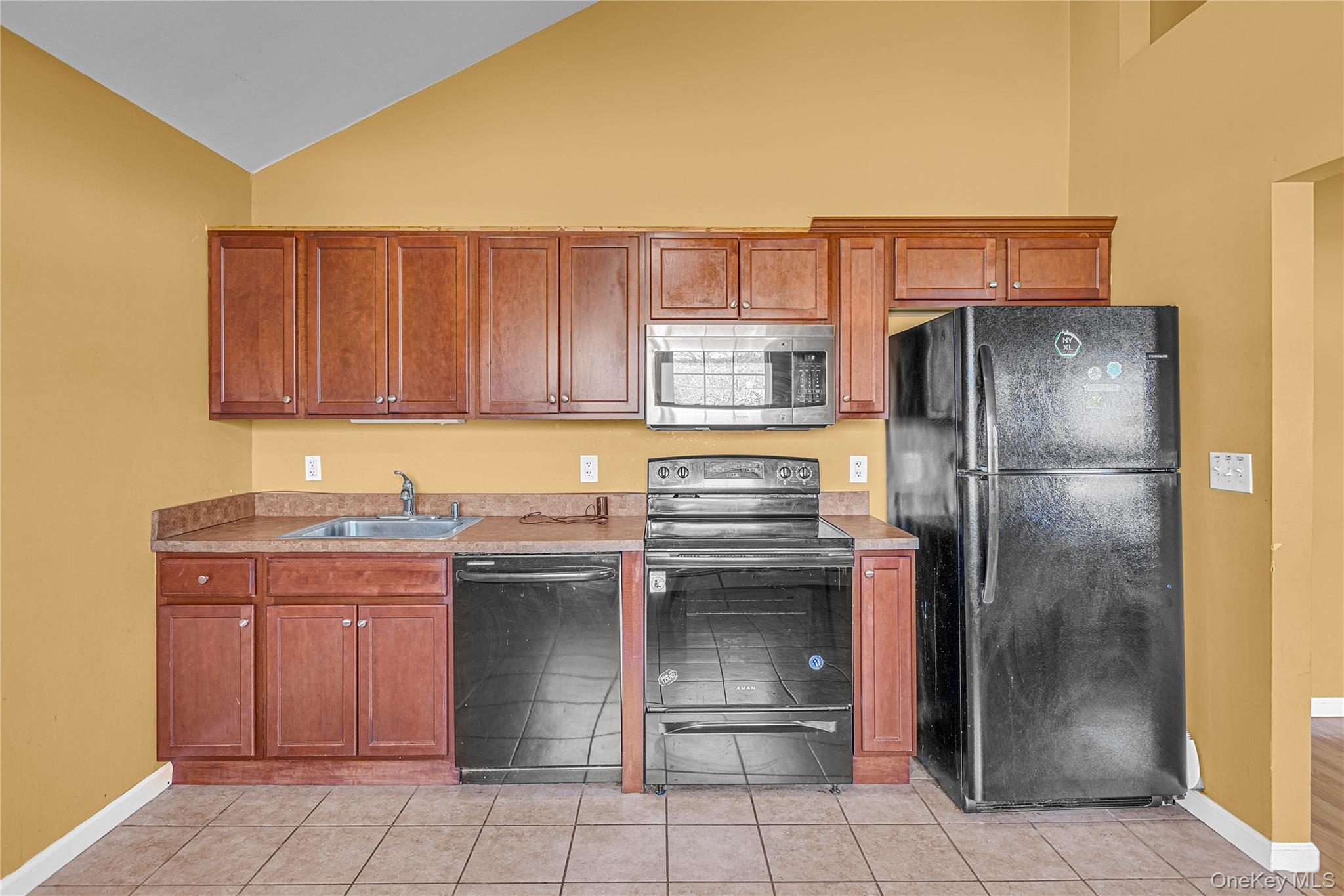 #5 photo, 94 Baybright Drive, Shirley , NY 11967