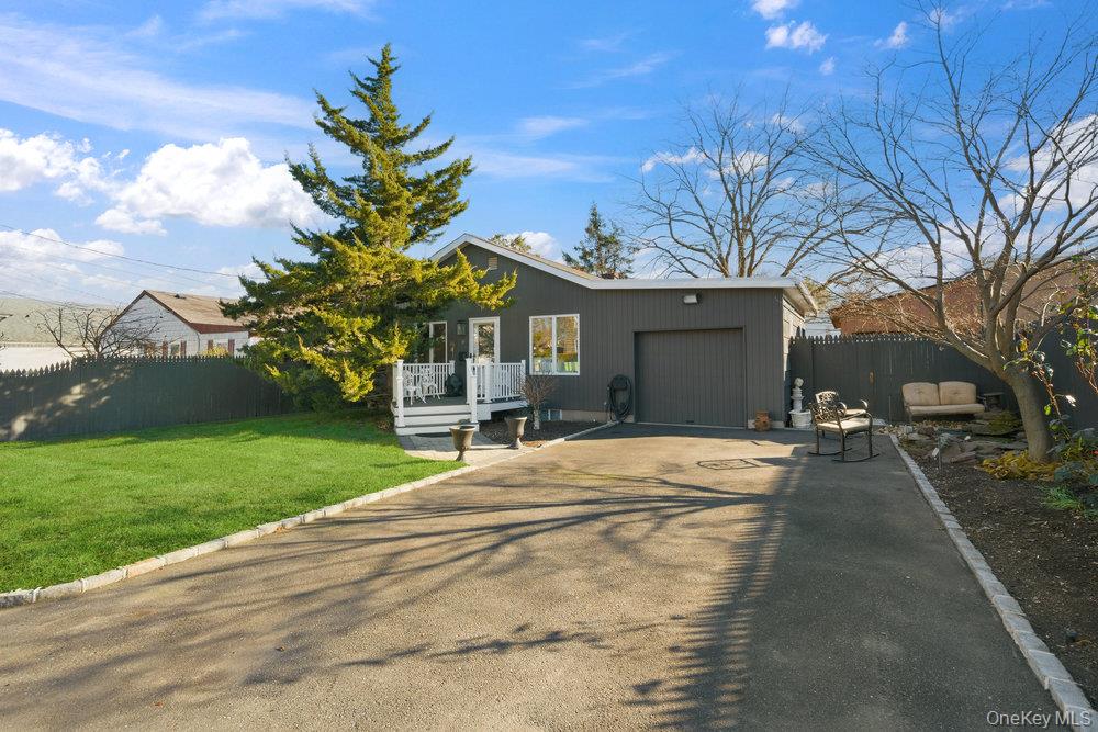 #4 photo, 9 Lynch Street, Huntington Station , NY 11746