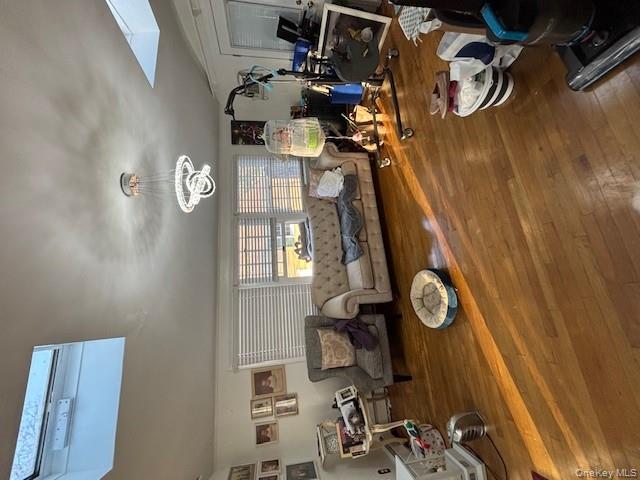 #7 photo, 271 Wheeler Avenue, Valley Stream , NY 11580