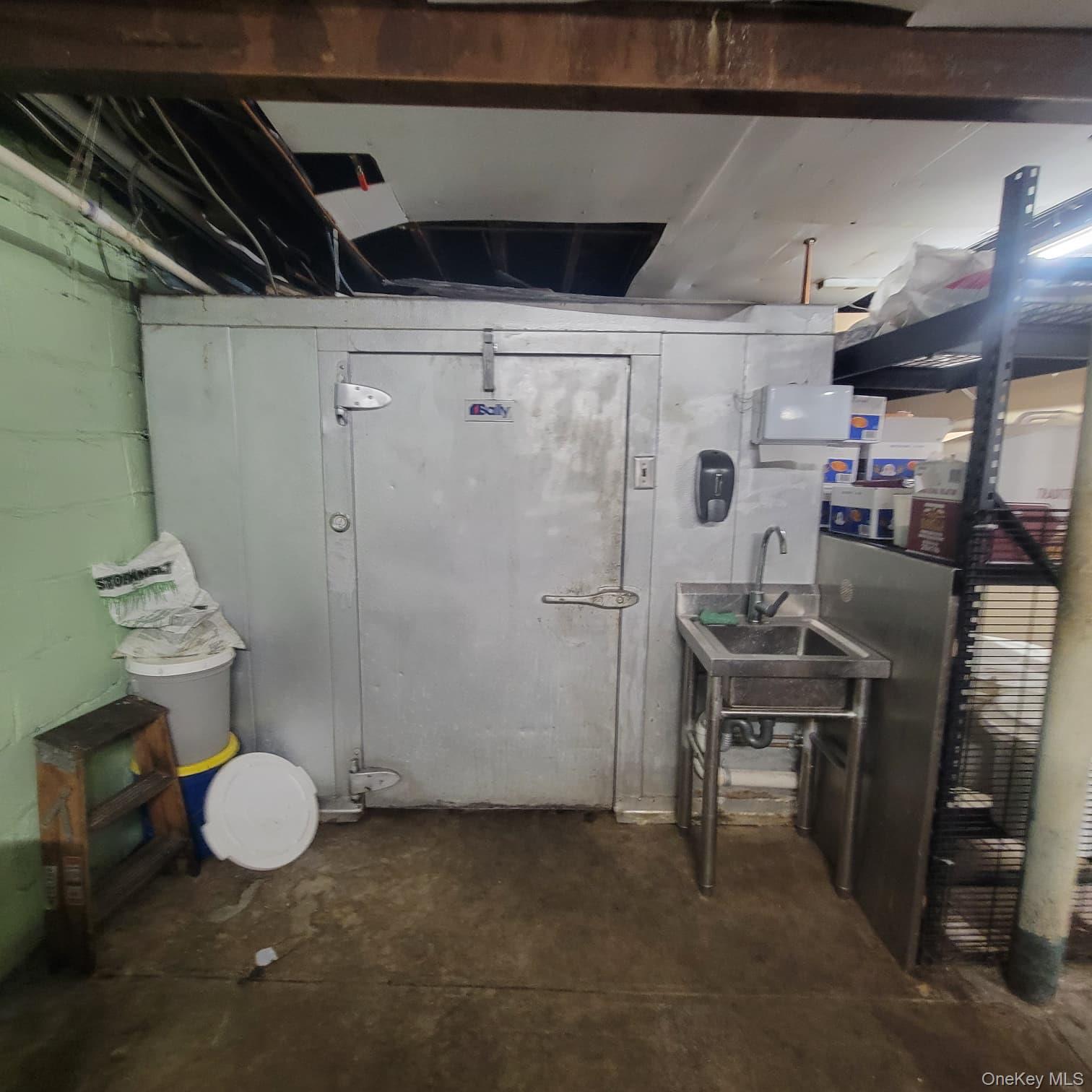 #10 photo, 161 S Wellwood Avenue, Lindenhurst , NY 11757