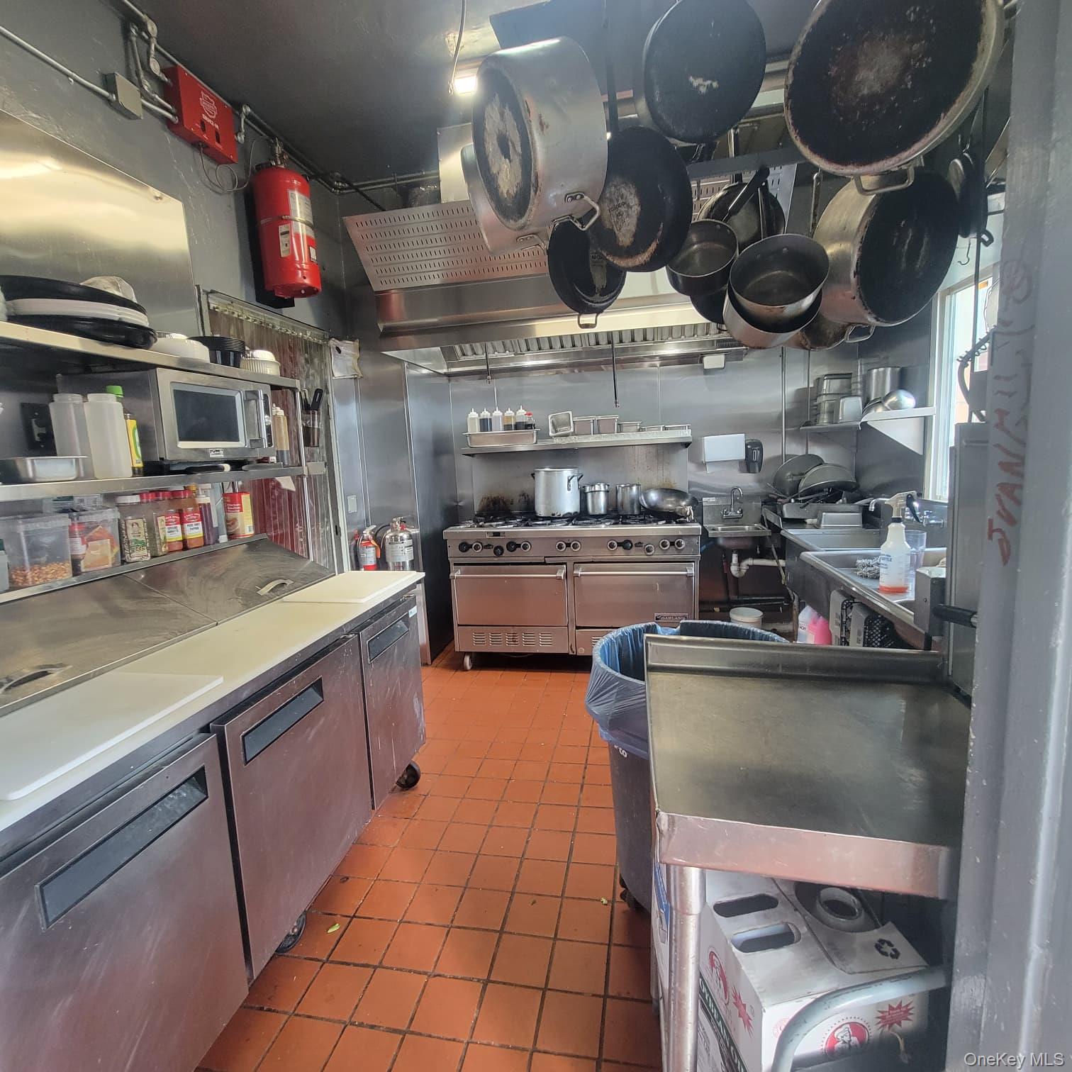 #8 photo, 161 S Wellwood Avenue, Lindenhurst , NY 11757