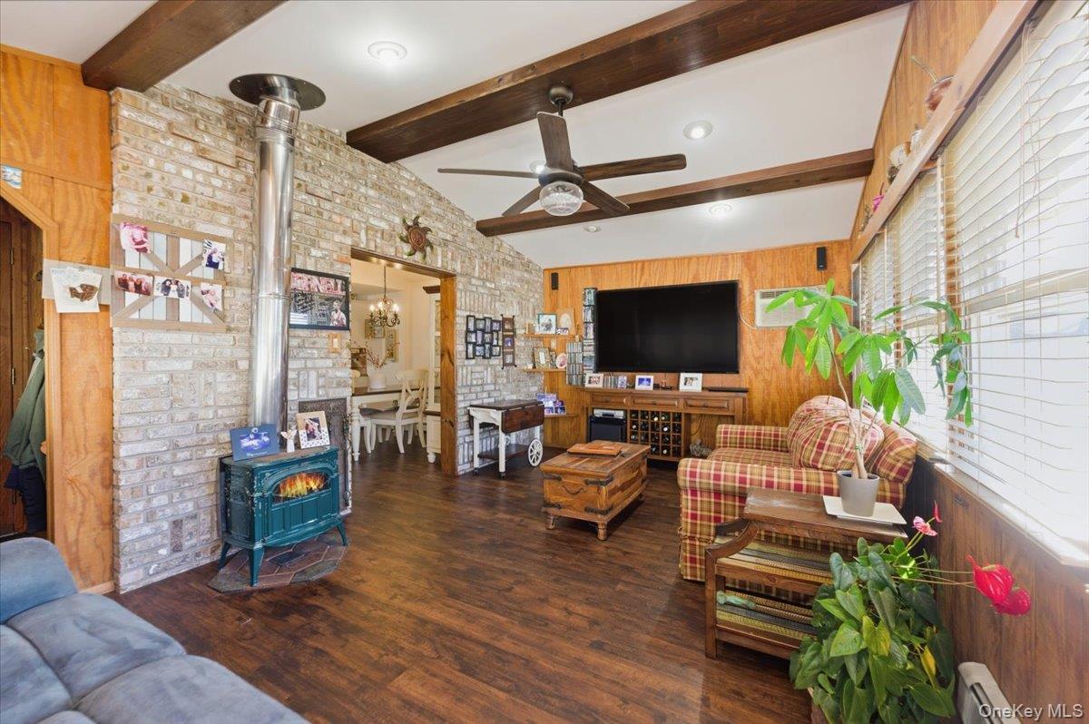 #10 photo, 80 Newport Road, Island Park , NY 11558