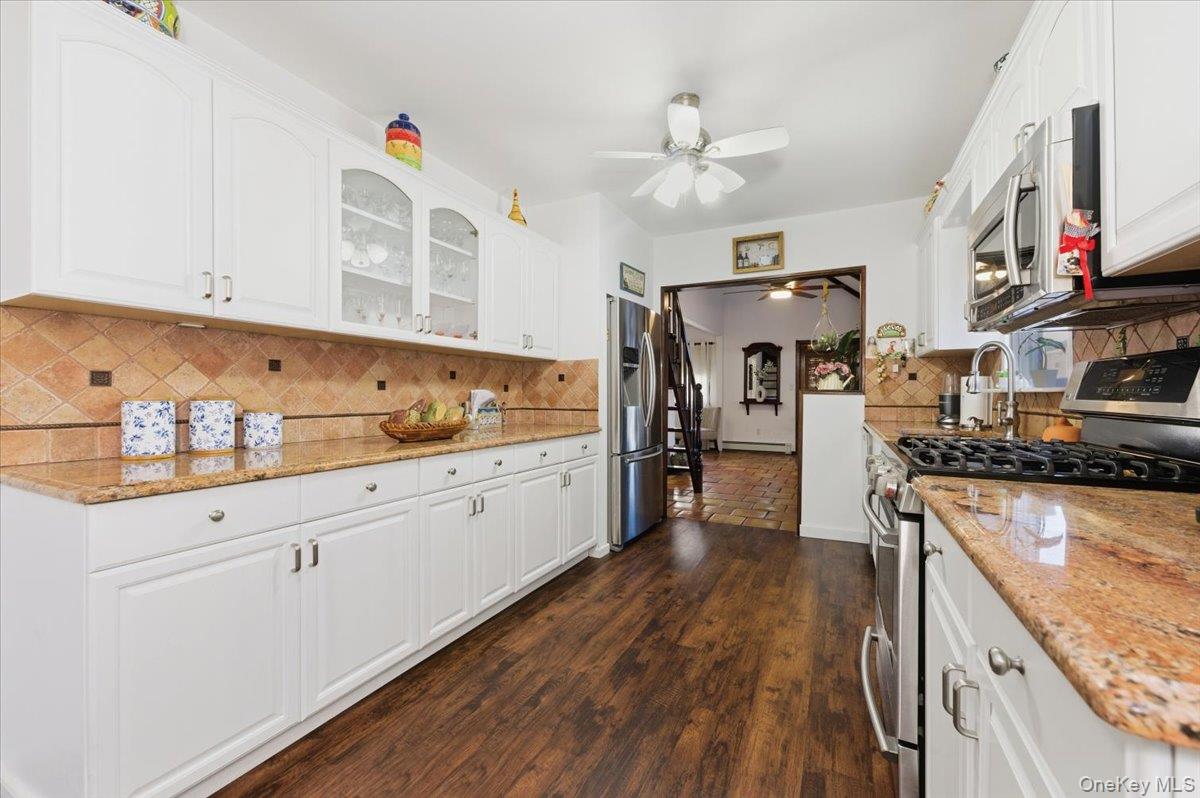 #7 photo, 80 Newport Road, Island Park , NY 11558