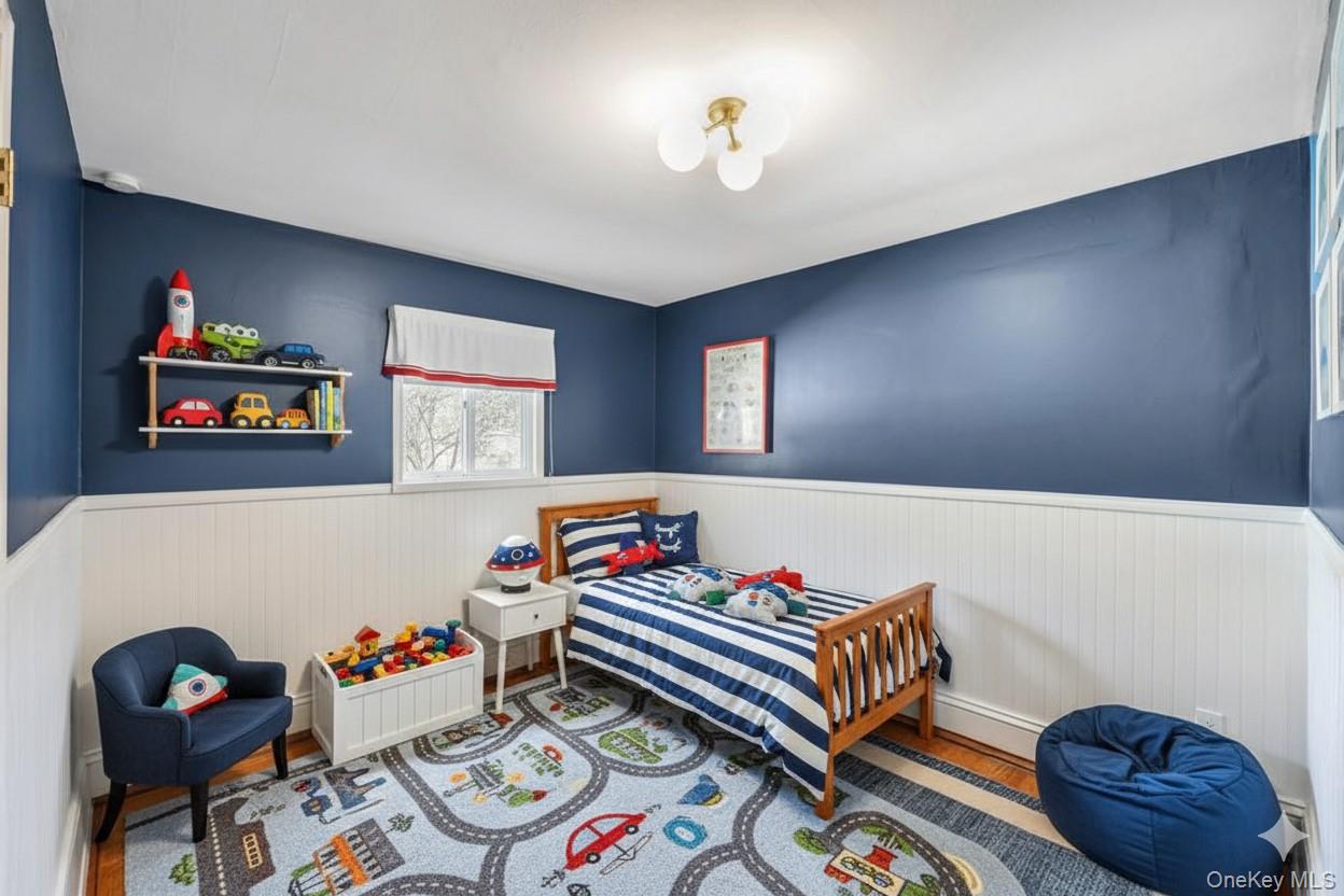 #15 photo, 44 Derby Avenue, سوفولك Greenlawn , NY 11740