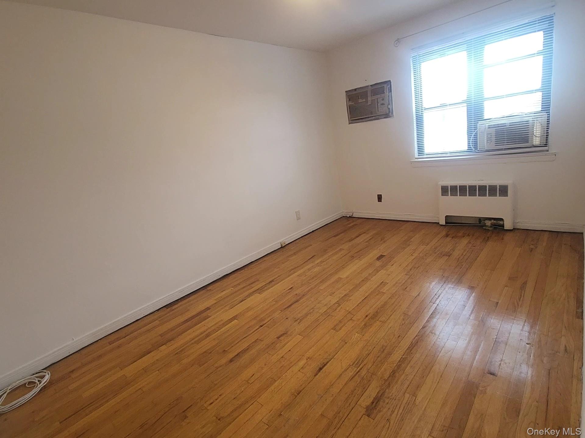 #6 photo, 199-27 26 Avenue, Flushing , NY 11358