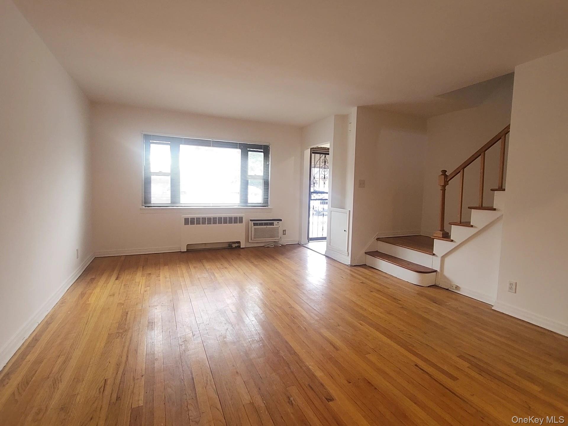 #8 photo, 199-27 26 Avenue, Flushing , NY 11358