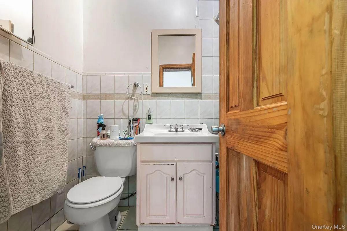 #2 photo, 443 Bushwick Avenue, Brooklyn , NY 11206