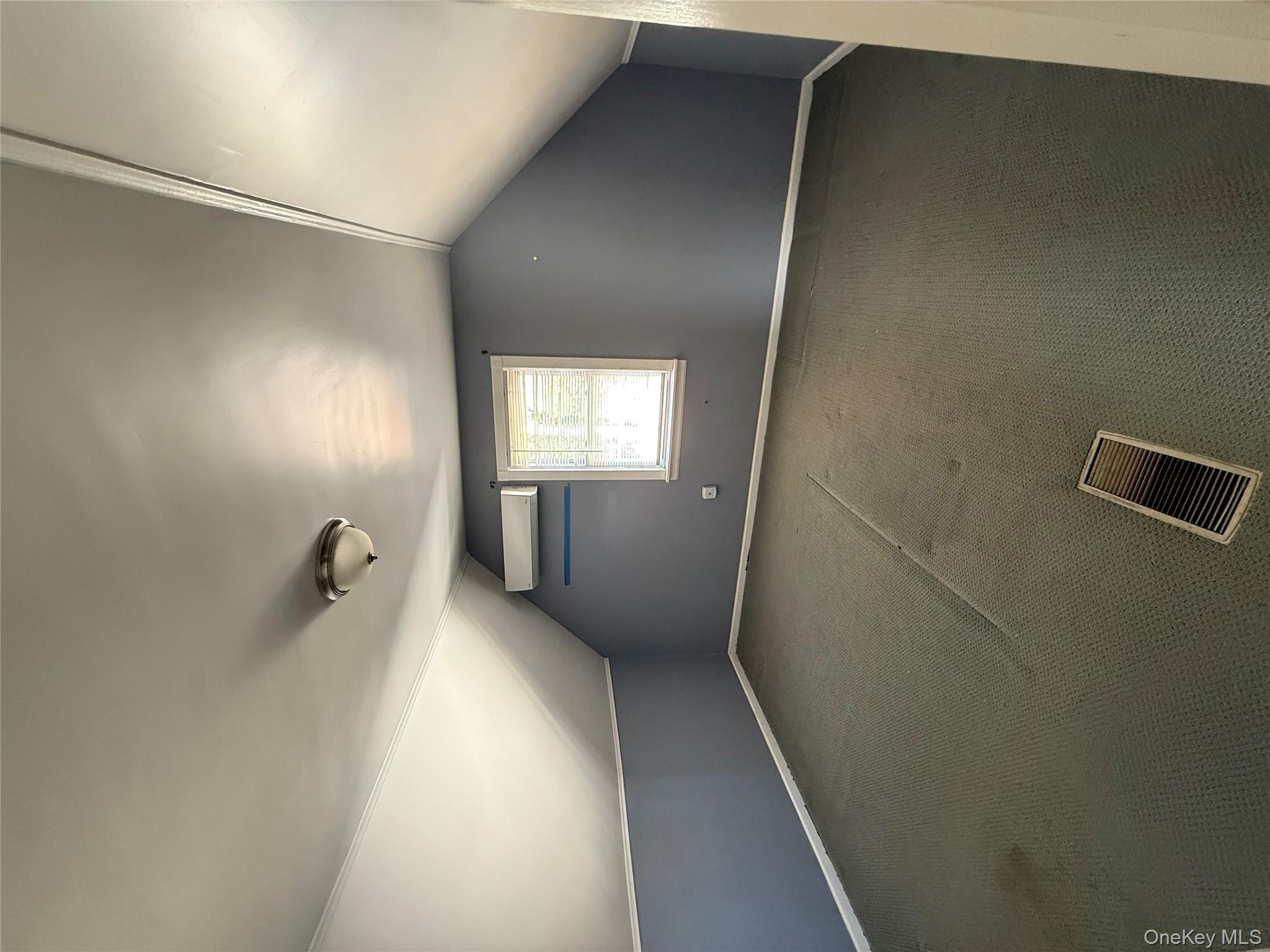 #12 photo, 133 Wellington Street, Hempstead , NY 11550