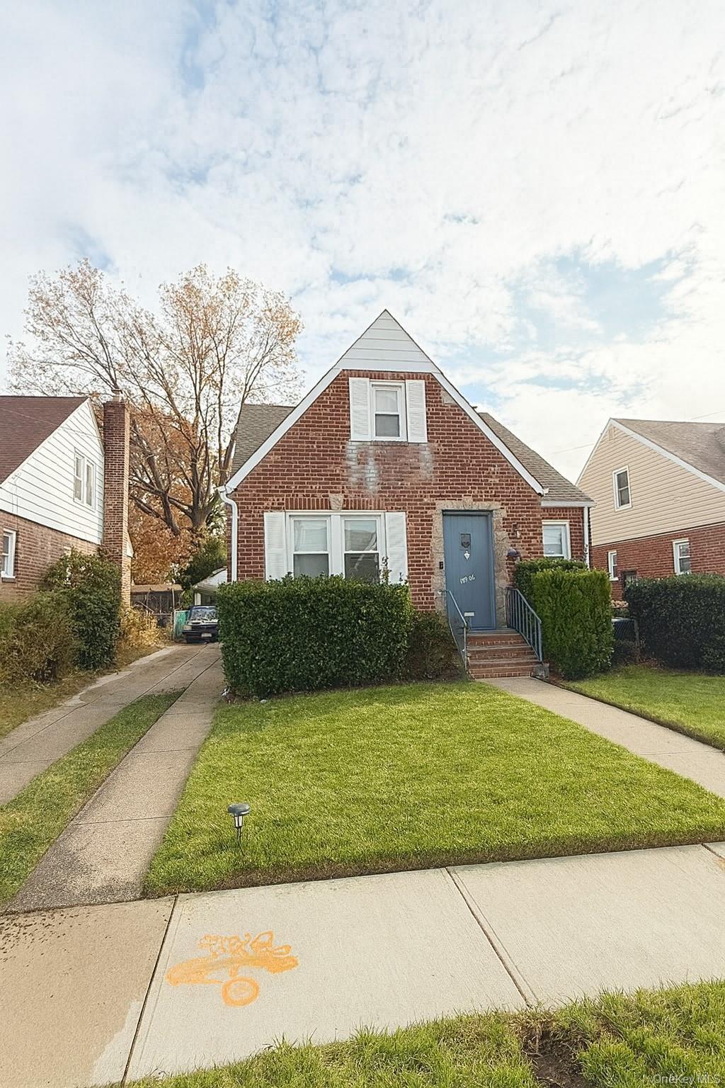 #19 photo, 18906 121st Avenue, Saint Albans , NY 11412