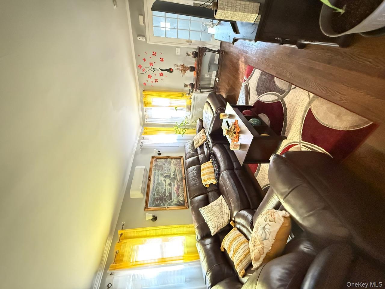 #2 photo, 18906 121st Avenue, Saint Albans , NY 11412