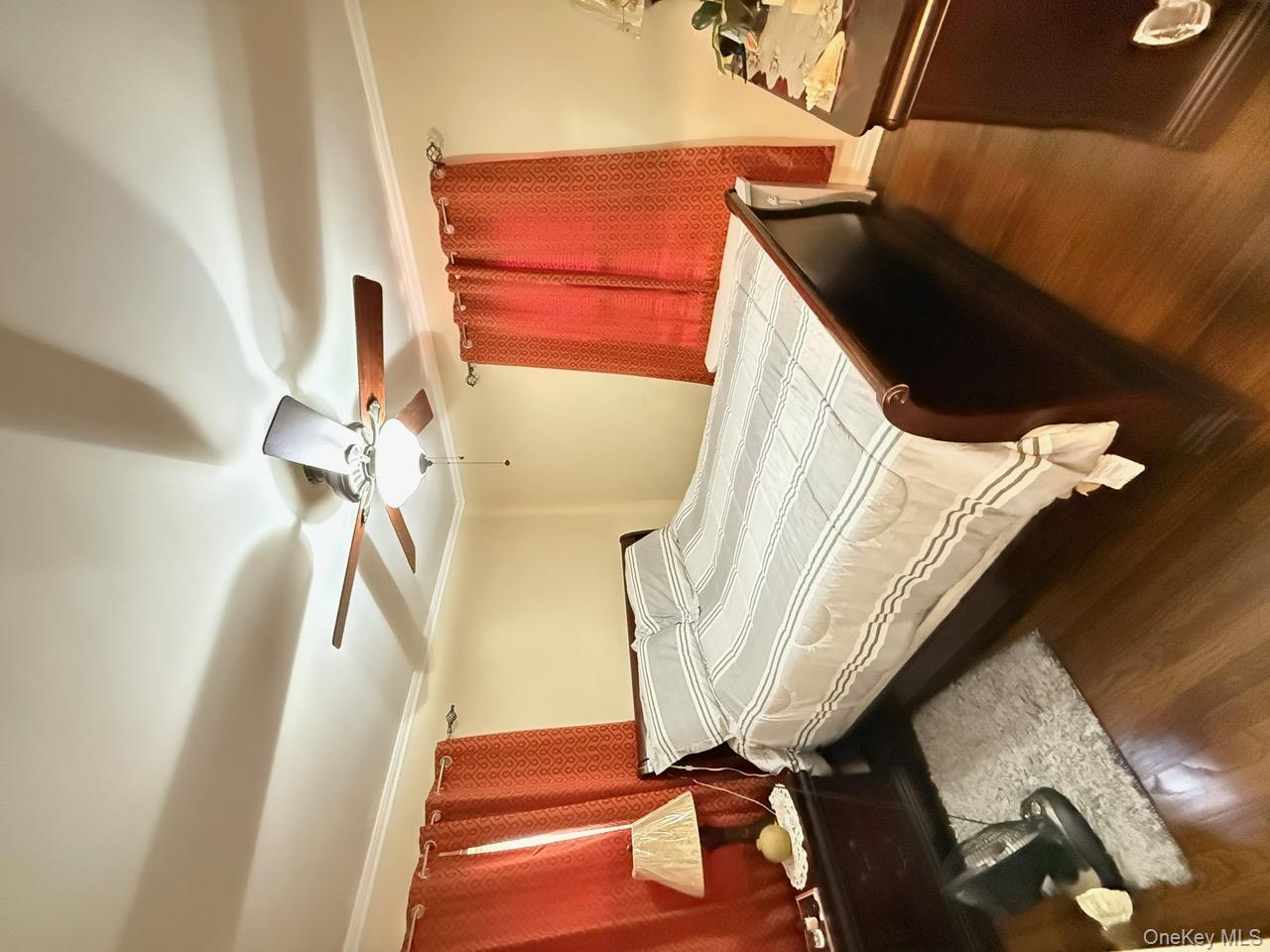 #9 photo, 18906 121st Avenue, Saint Albans , NY 11412