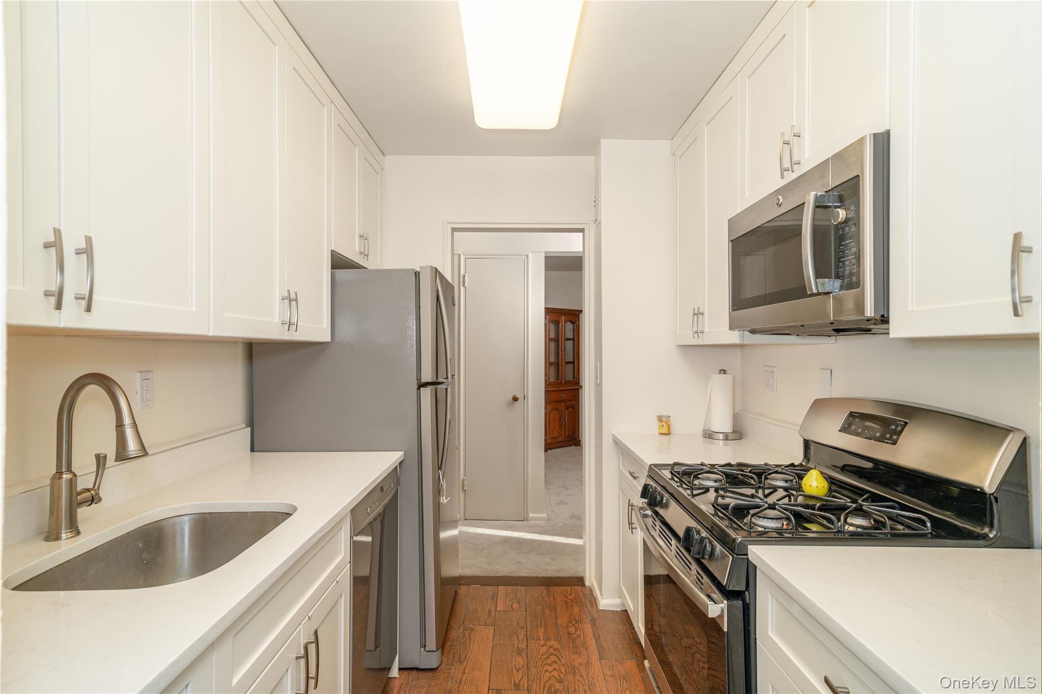 #4 photo, 76 Dehaven Drive, Yonkers , NY 10703