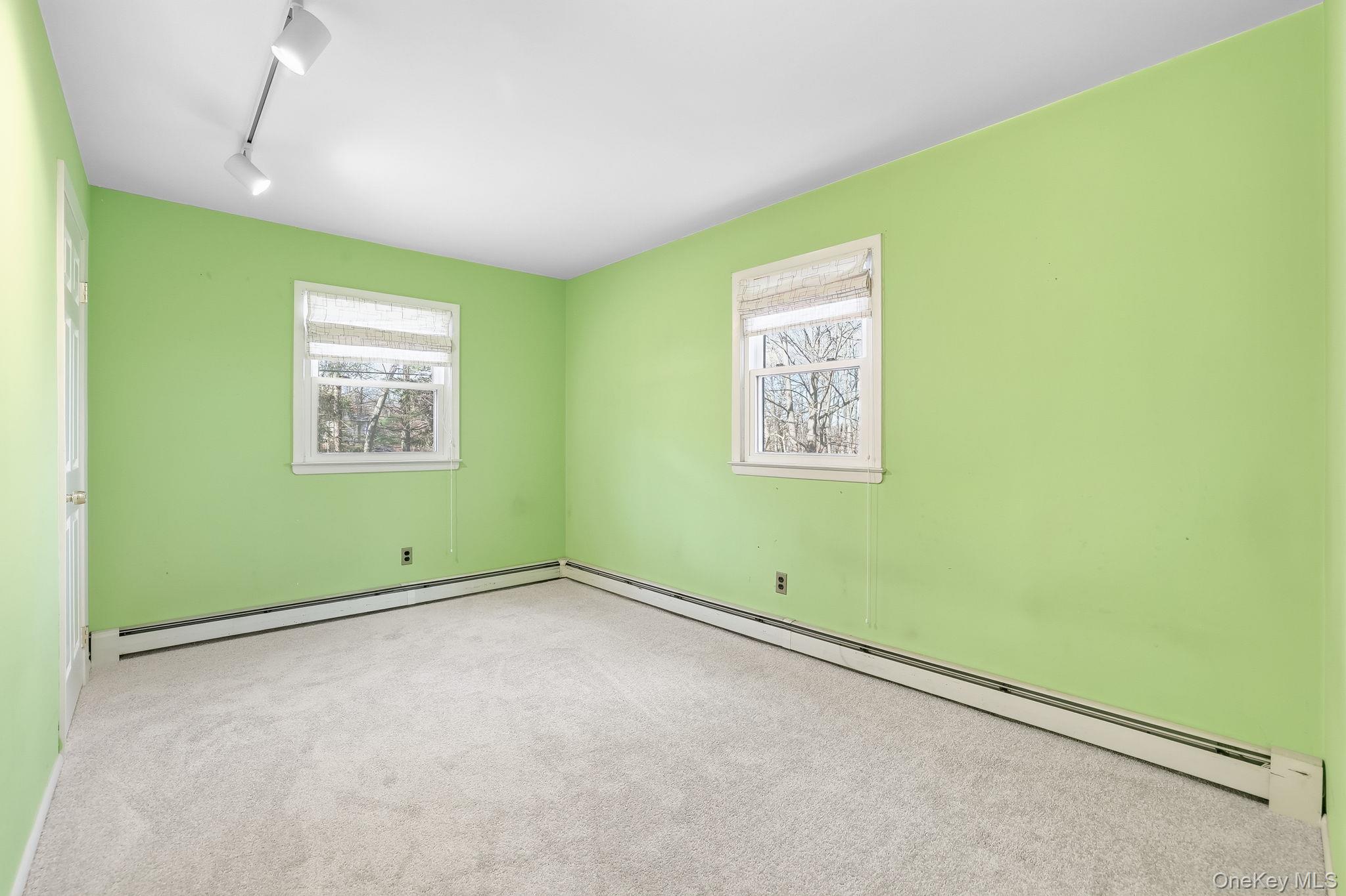 #20 photo, 42 Bayberry Hill Road, Mahopac , NY 10541