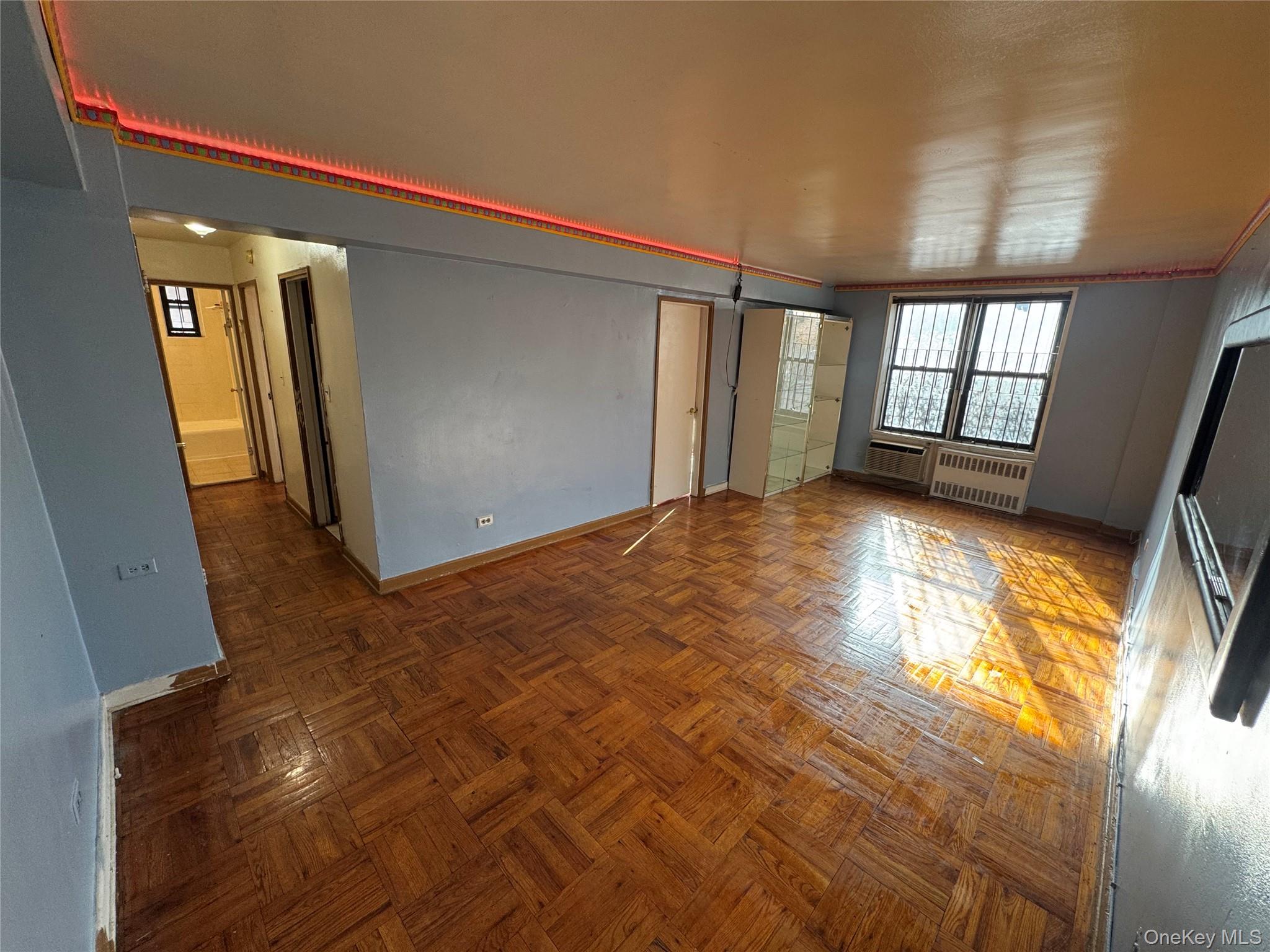 #18 photo, 86-04 Grand Avenue, Elmhurst , NY 11373