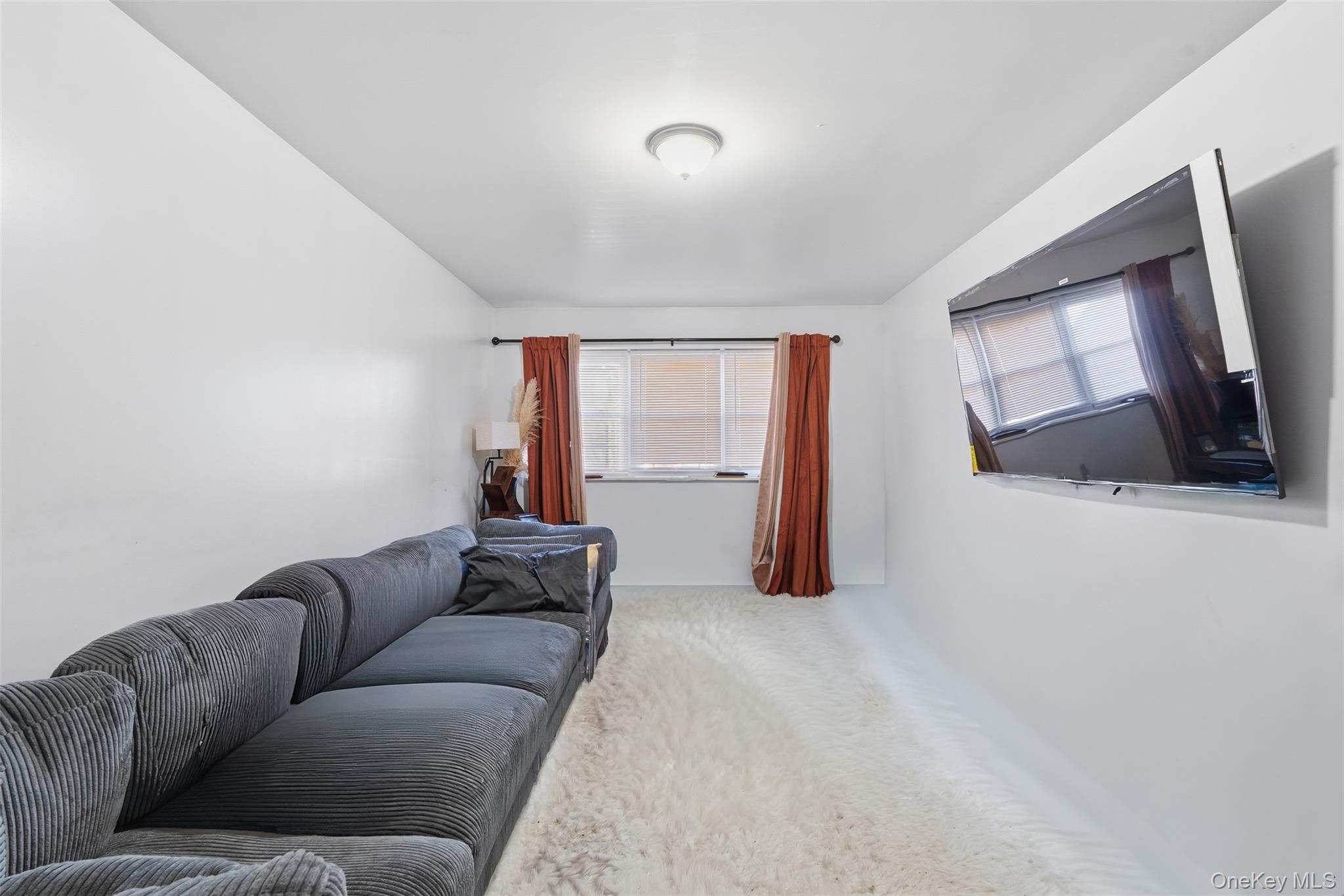 #5 photo, 1679 Unionport Road, Bronx , NY 10462