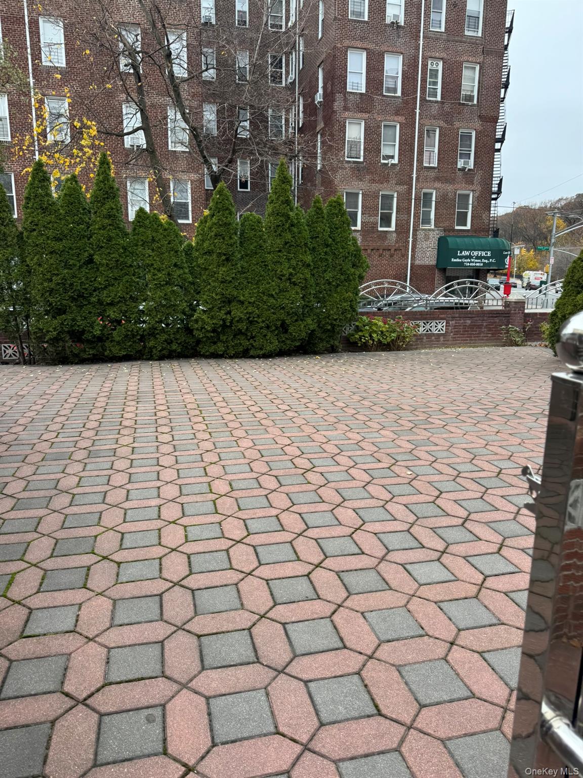 #17 photo, 109-04 Myrtle Avenue, Richmond Hill , NY 11418