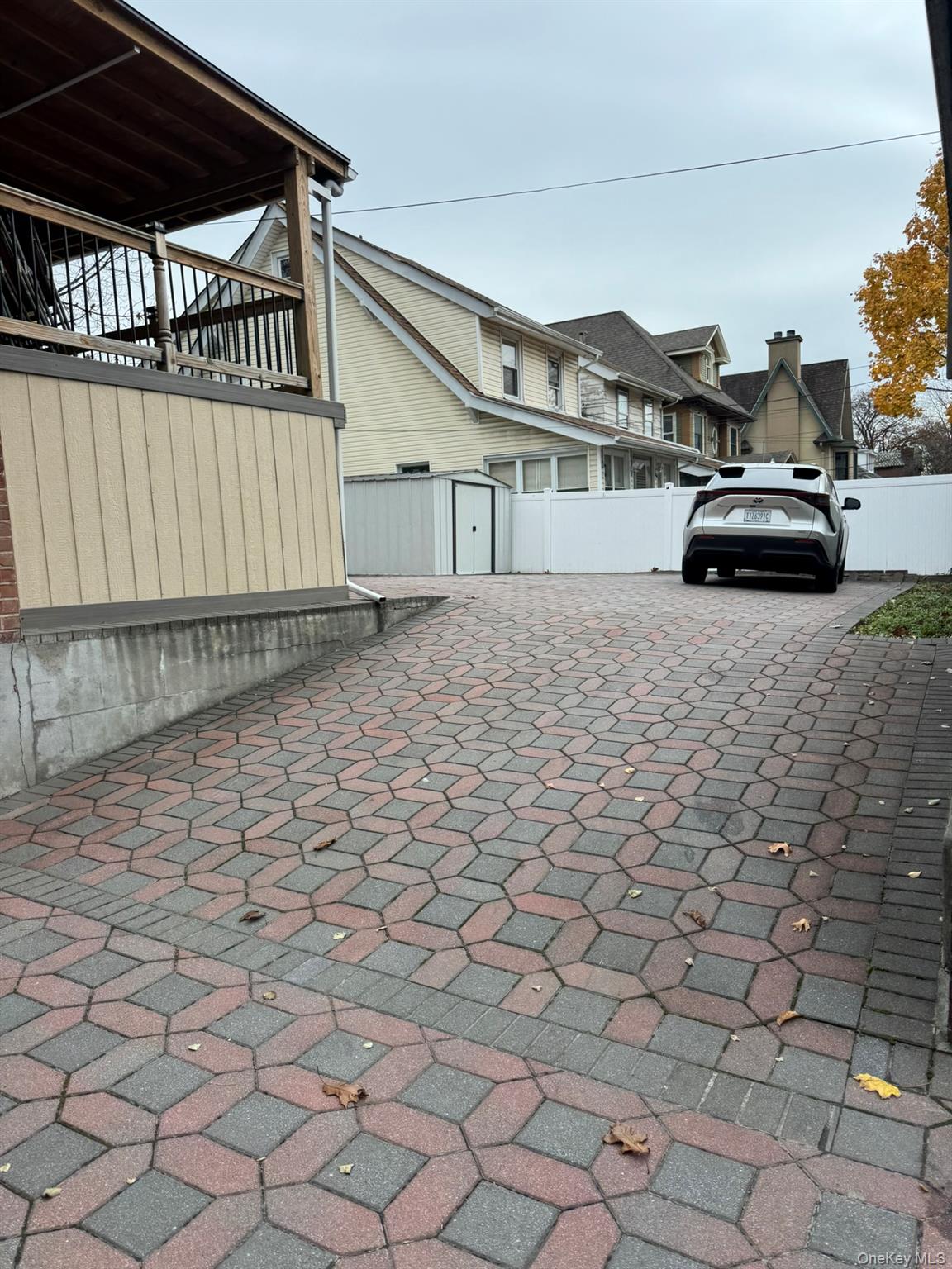 #19 photo, 109-04 Myrtle Avenue, Richmond Hill , NY 11418