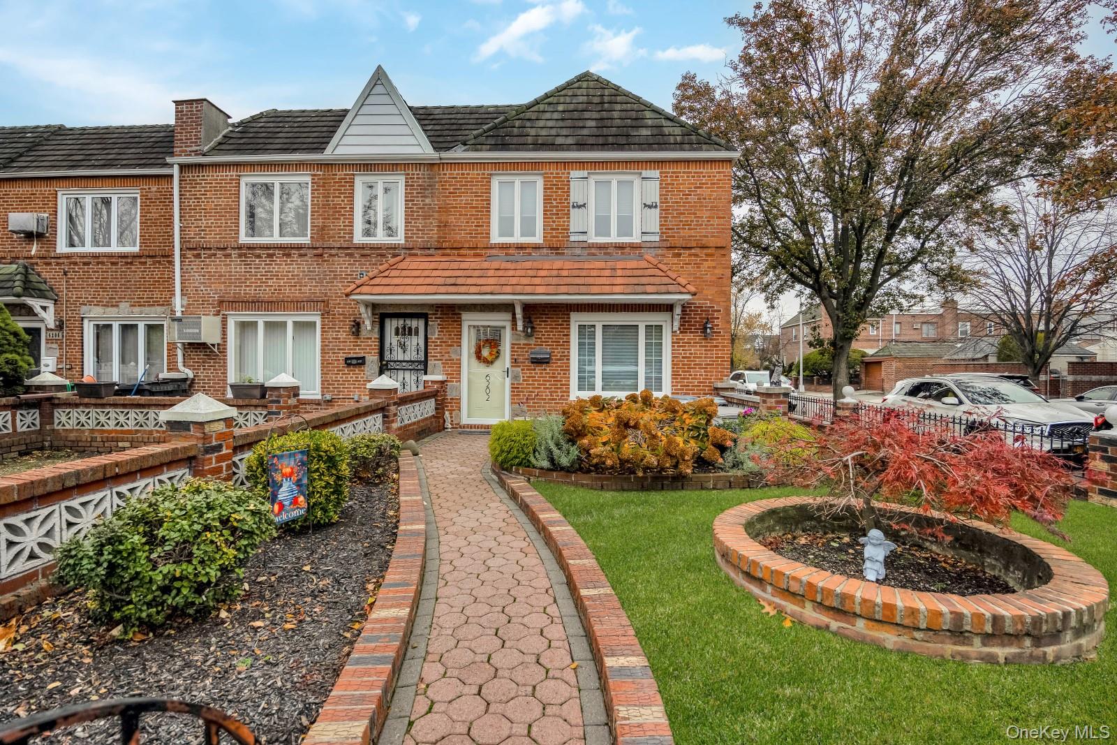 #1 photo, 62-02 78th Street, Middle Village , NY 11379