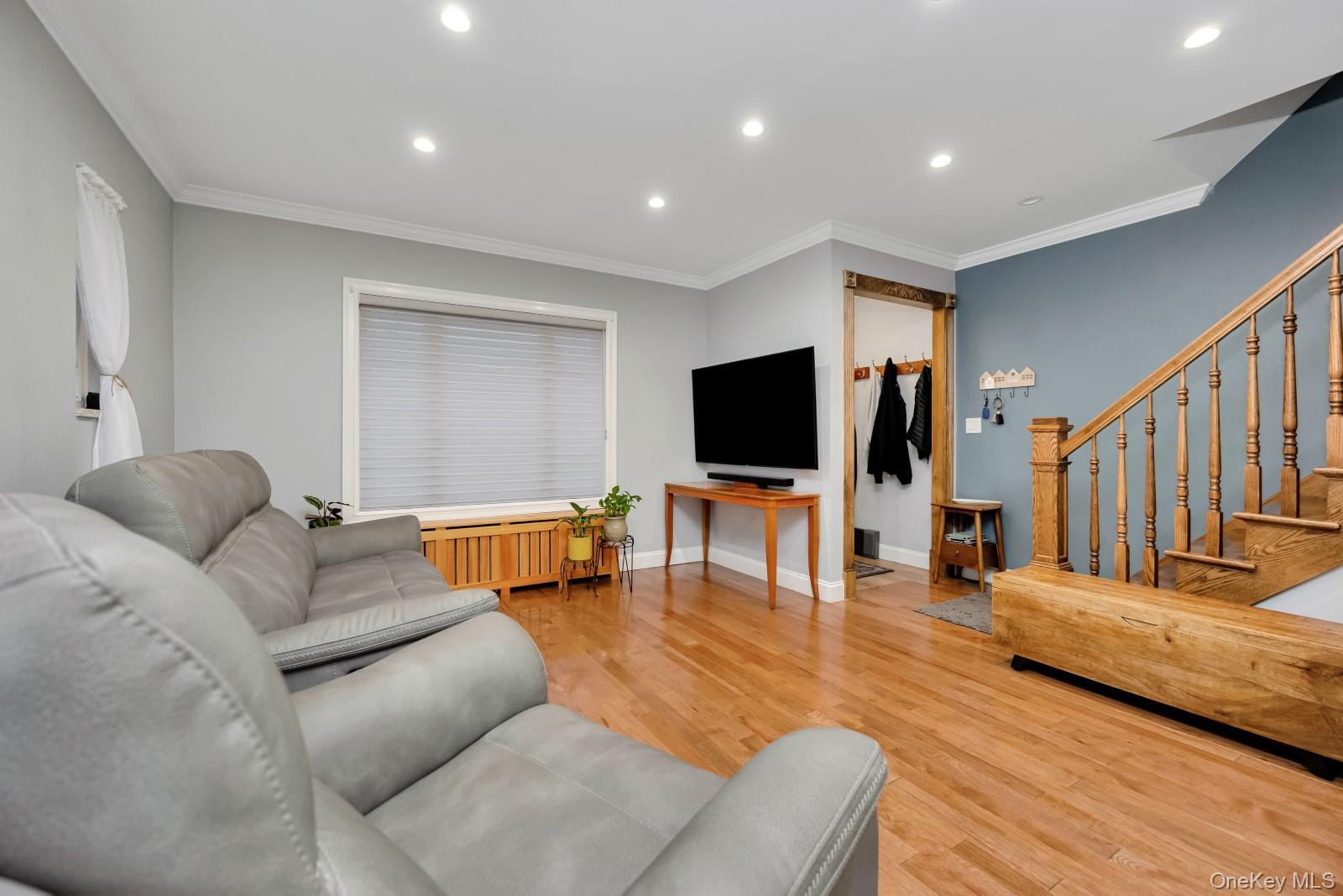 #7 photo, 62-02 78th Street, Middle Village , NY 11379