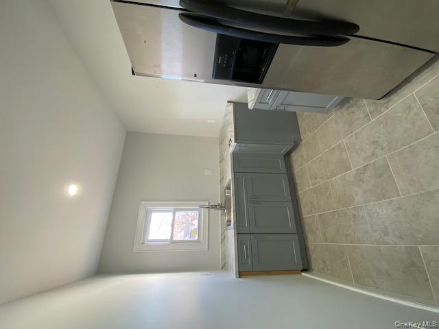 #18 photo, 249 Claywood, Brentwood , NY 11717