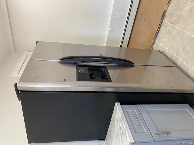 #19 photo, 249 Claywood, Brentwood , NY 11717