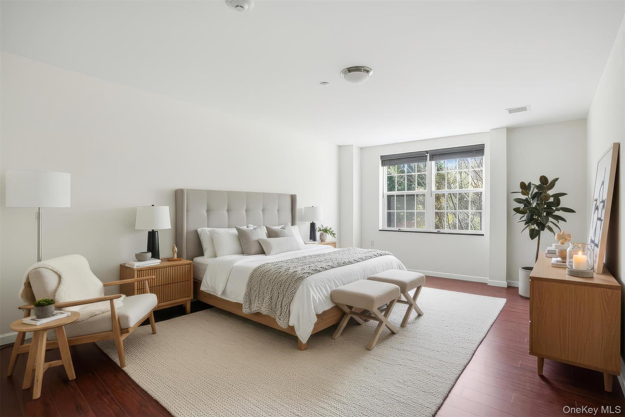 #11 photo, 200 Carney Street, Glen Cove , NY 11542