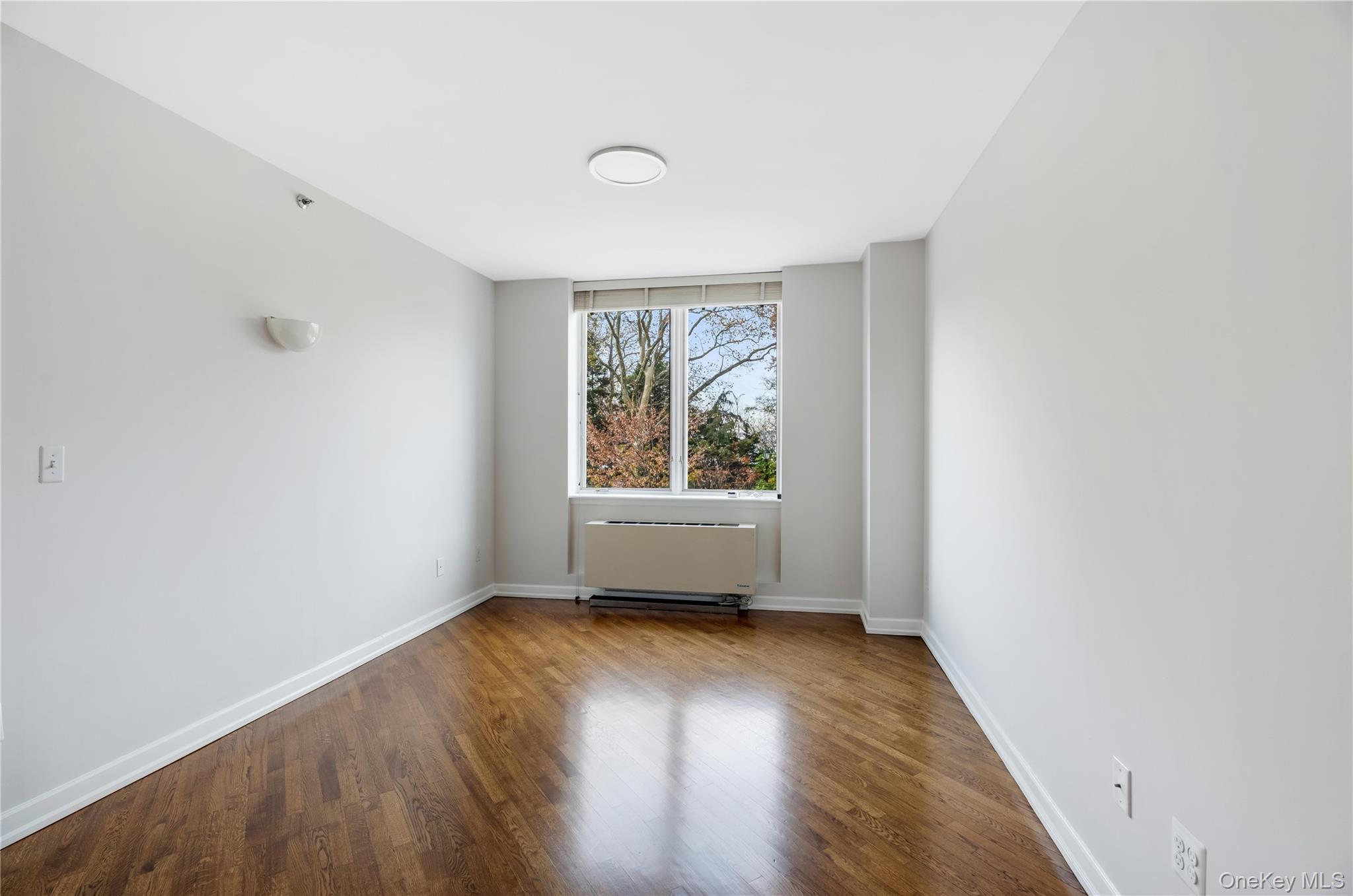 #10 photo, 6911 Shore Road, Brooklyn , NY 11209