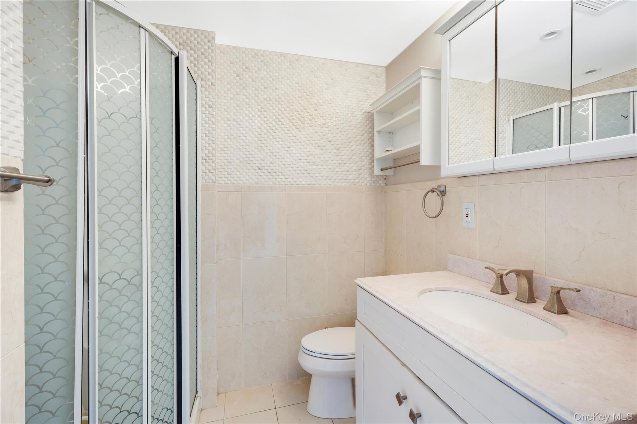 #6 photo, 6911 Shore Road, Brooklyn , NY 11209