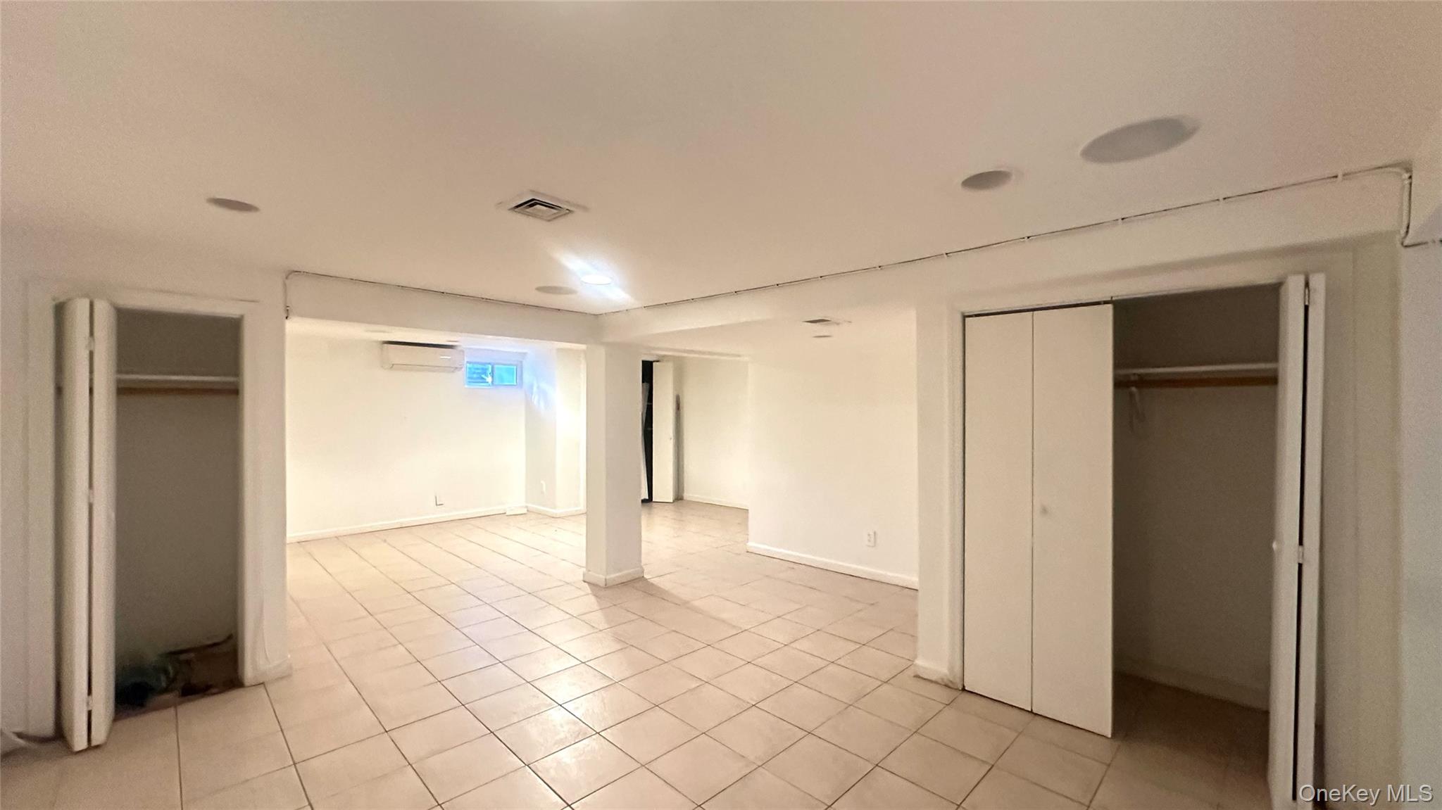 #12 photo, 73-63 198th Street, Fresh Meadows , NY 11366