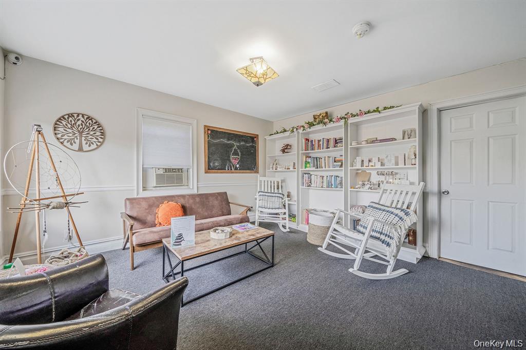 #12 photo, 1405 Montauk Highway, Oakdale , NY 11769