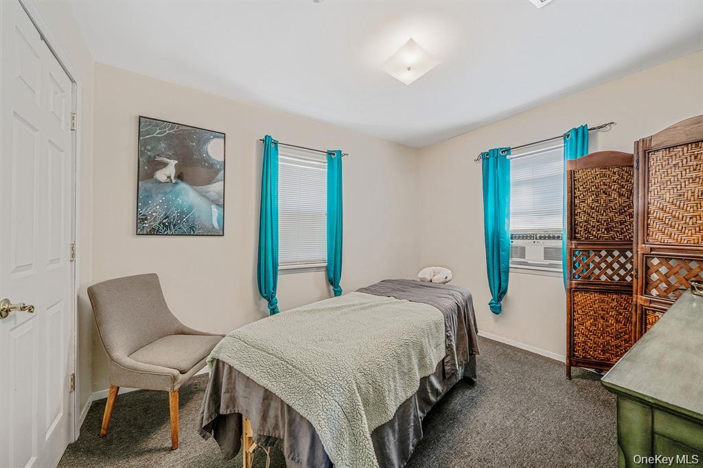 #5 photo, 1405 Montauk Highway, Oakdale , NY 11769