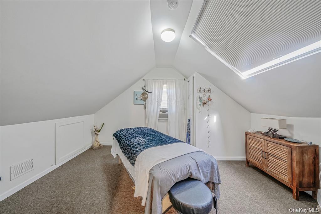 #7 photo, 1405 Montauk Highway, Oakdale , NY 11769