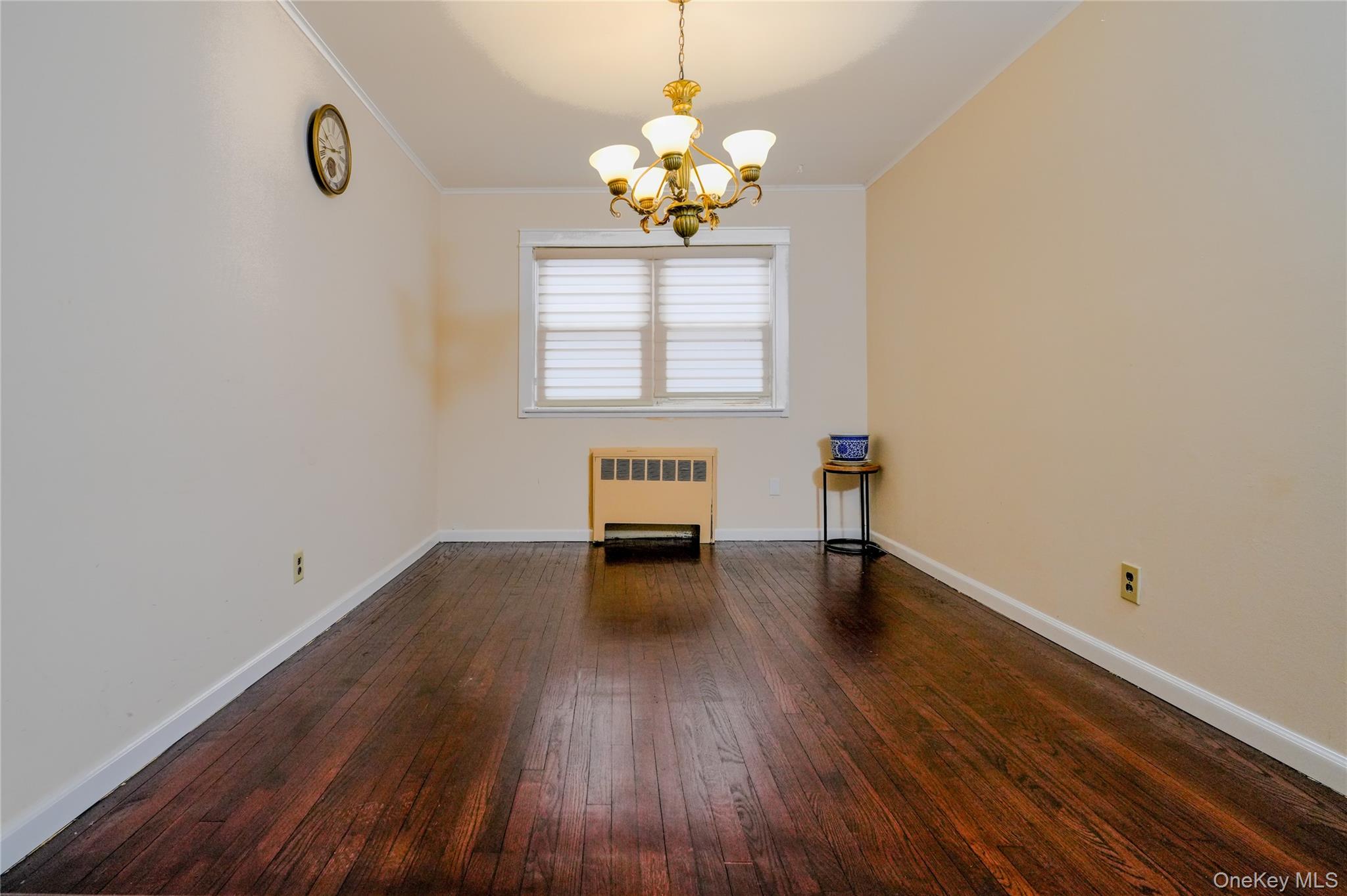 #17 photo, 8 Lucille Drive, Syosset , NY 11791