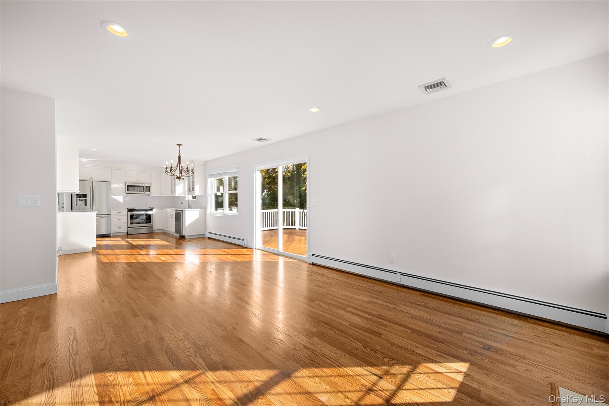 #14 photo, 3 Ariel Court, Rocky Point , NY 11778