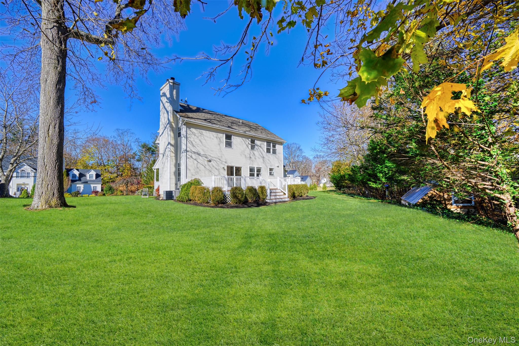 #4 photo, 3 Ariel Court, Rocky Point , NY 11778